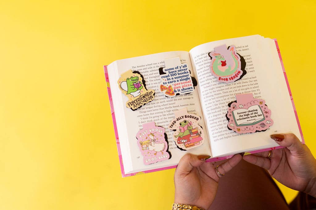 Book It Personal Pan Pizza Magnetic Bookmark – 90s Nostalgia